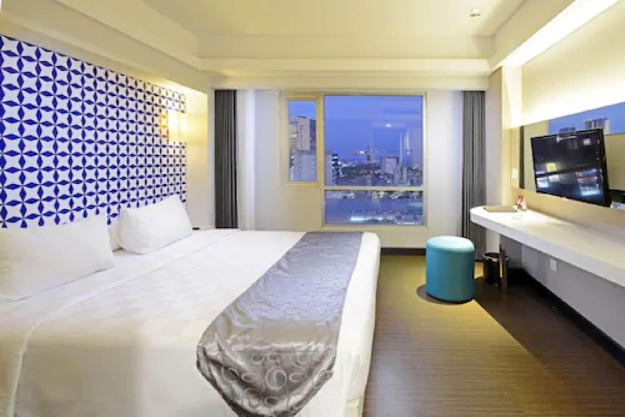 Crown Managed By Midtown Indonesia Hotel 4*
