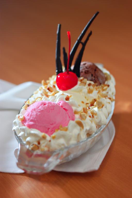 Crown Managed By Midtown Indonesia Hotel
